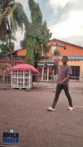 Guy begging us for money in front of Africa Shrine, Ikeja